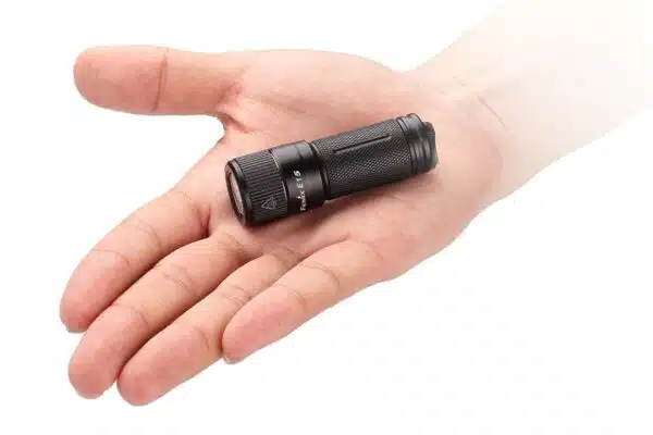 zaklamp fenix e15