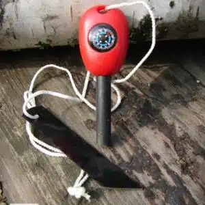 Firesteel met kompas BCB kopen hard2find.nl