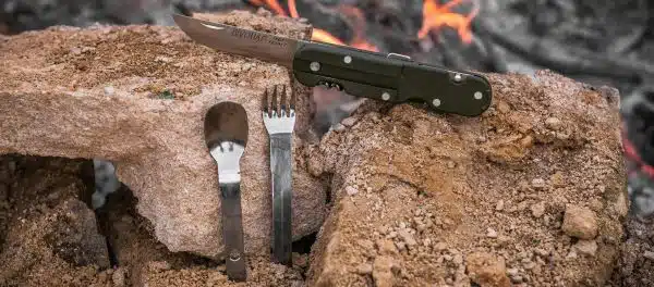 campingbestek zwart